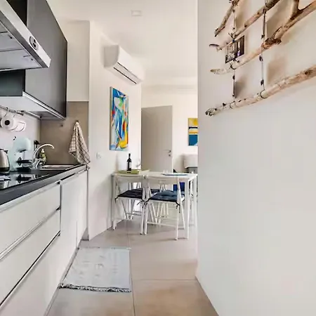 Mirasole House