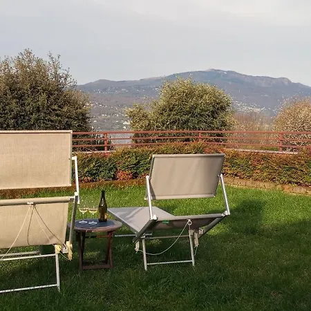 Сasa de vacaciones Mirasole House